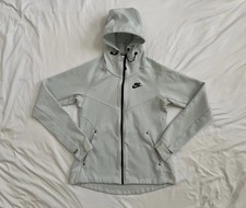 Nike women s size small tech fleece Windrunner full zip hoodie in mica green