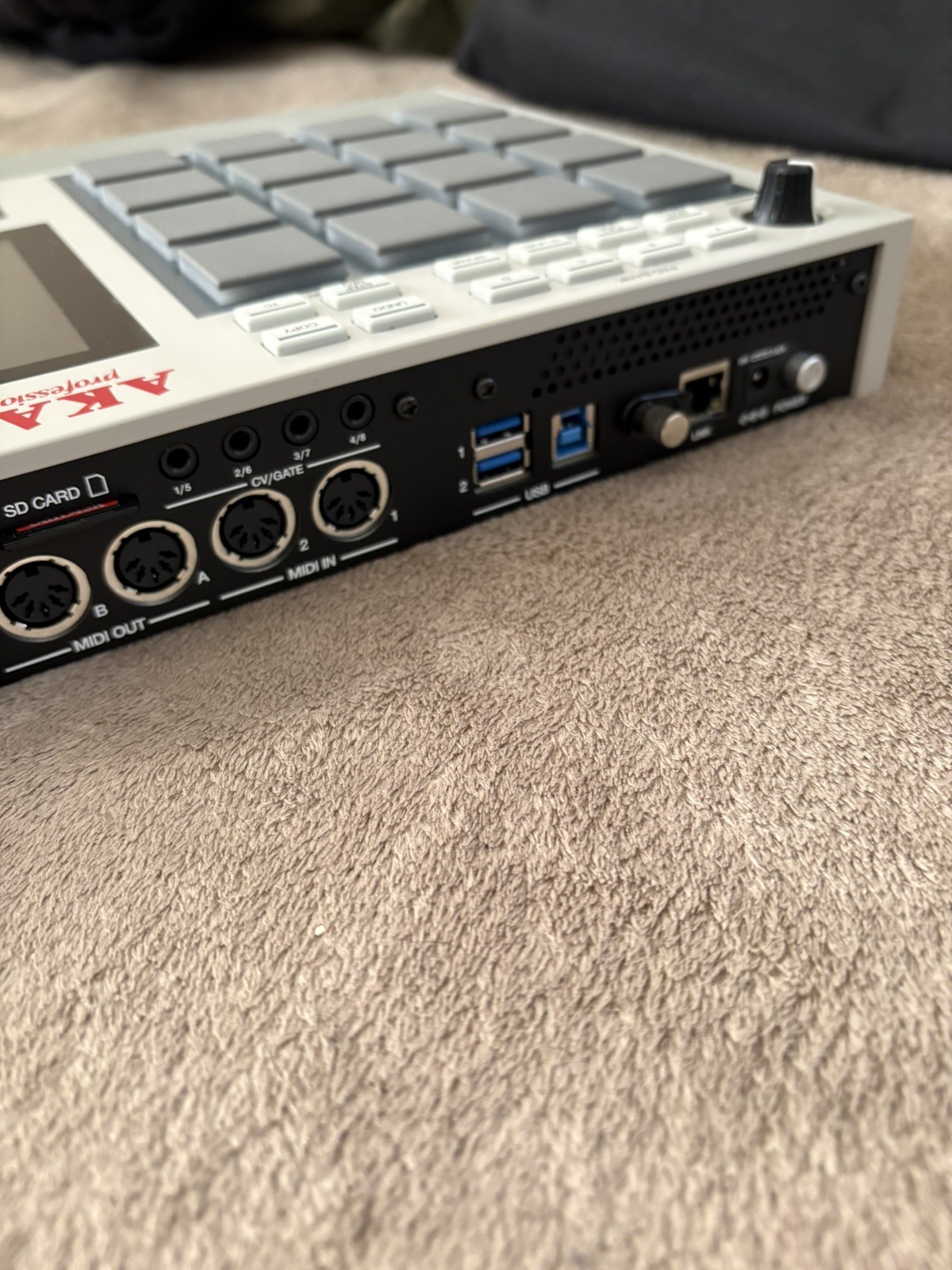 Akai MPC LIVE II Standalone Production Center - Retro