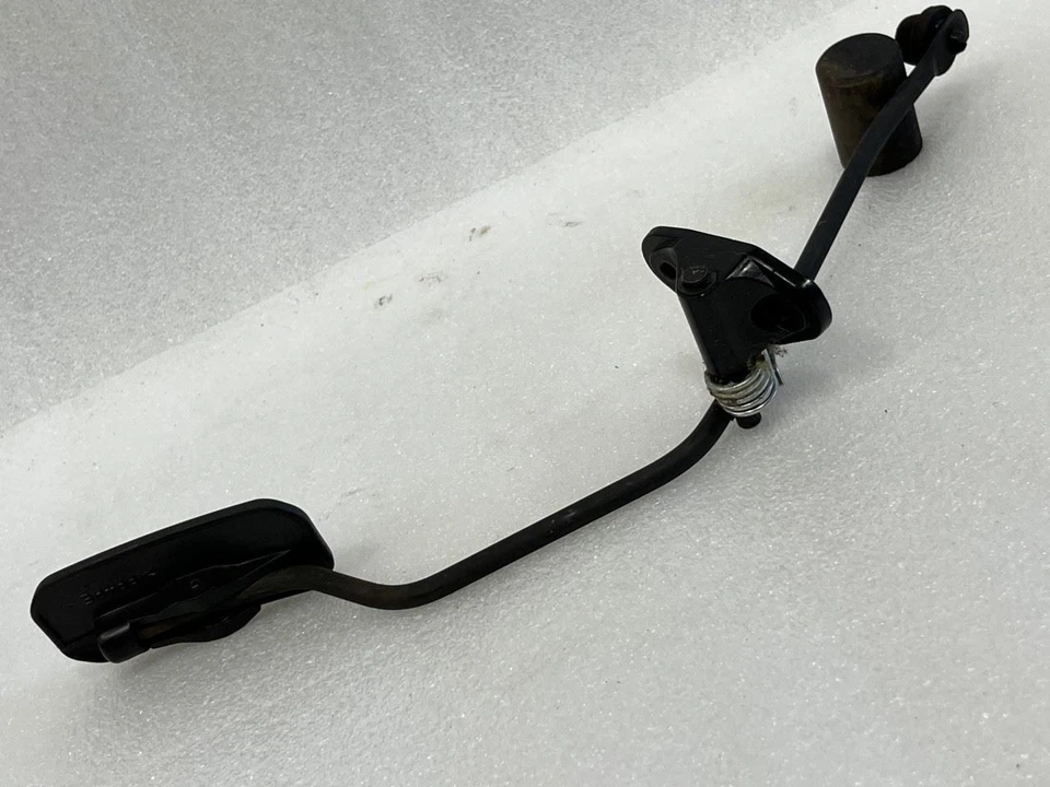 Pedal acelerador Toyota Avalon 2000 2001 2002 2003 2004 Foto 2 de 4