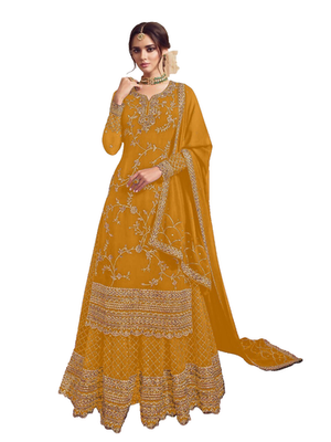 Abto Pronto All'Uso n Salwar Kameez Da Sposa Desgner Pakstano Abto Pronto All'Uso n Salwar Kameez Da Sposa Desgner Pakstano