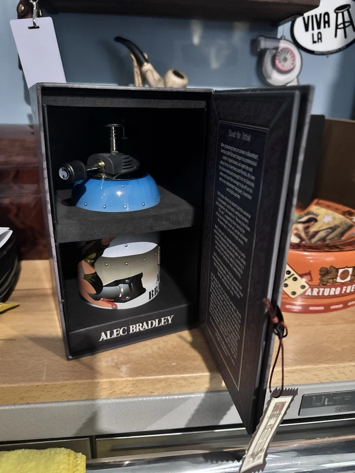 Alec Bradley Nuevo Encendedor Mega Quemador de Puros, Edición Limitada, Encendedores, Puros Foto 4 de 4