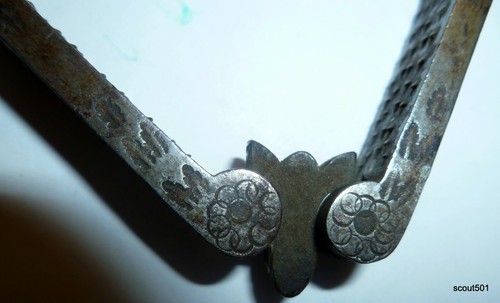 Antique Victorian Hammered Ornate Nut Cracker Lobster Tool - 第 9/9 張圖片