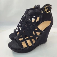 Top Moda Women's Black Faux Suede Laser Cut Platform Wedge Shoes Size 9