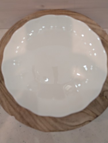 Mikasa Bone China CAMEO WHITE A7000 Plate - Picture 2 of 4