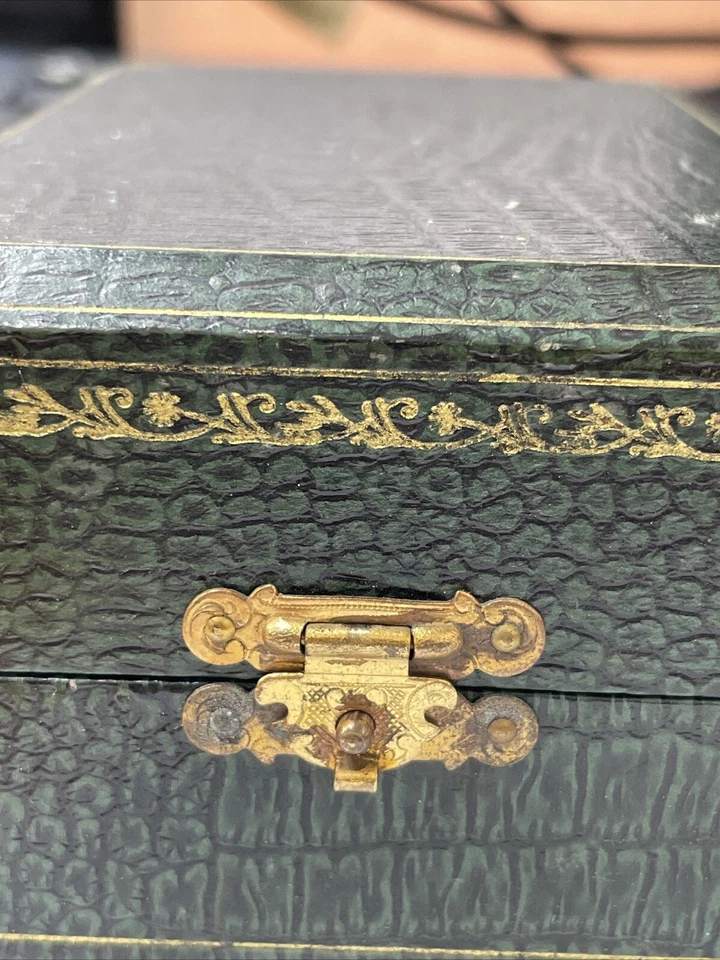 Antique Rare French Hallmarked Silver Egg  Fitted Box 17 Grams R3 - Image 2 of 4