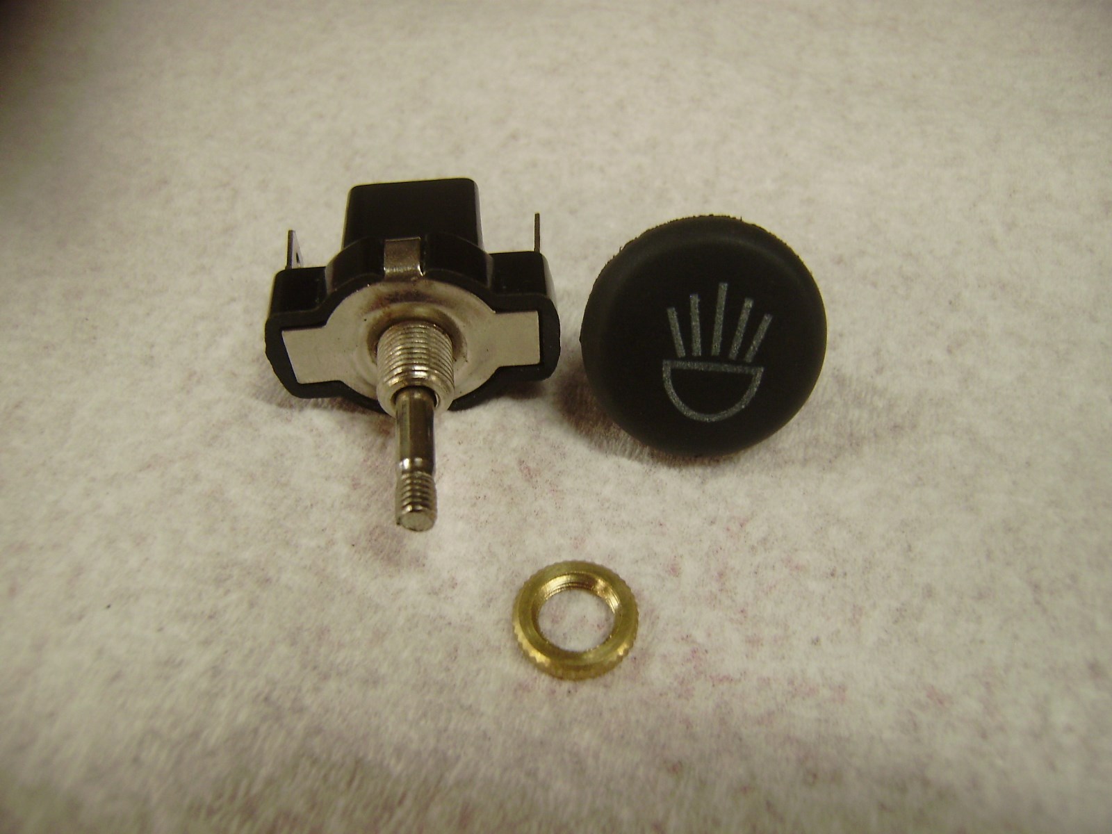CUSHMAN TRUCKSTER HAULSTER HEADLIGHT SWITCH PUSH PULL 3 & 4 WHEEL