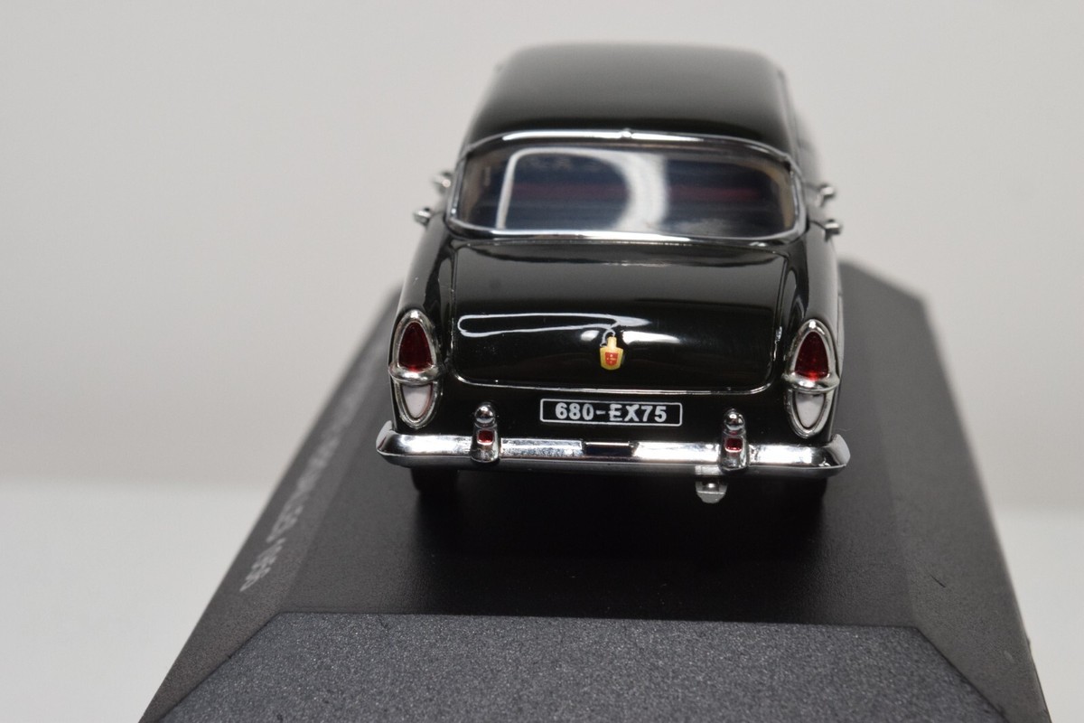 SIMCA VEDETTE VERSAILLES 1956 blanc toit noir véhicule miniature IXO 1