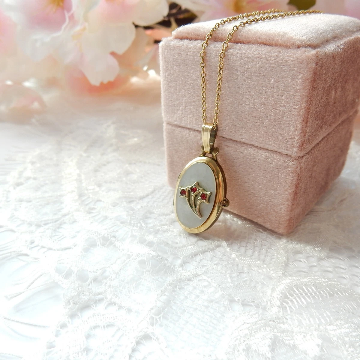Rolled online gold locket