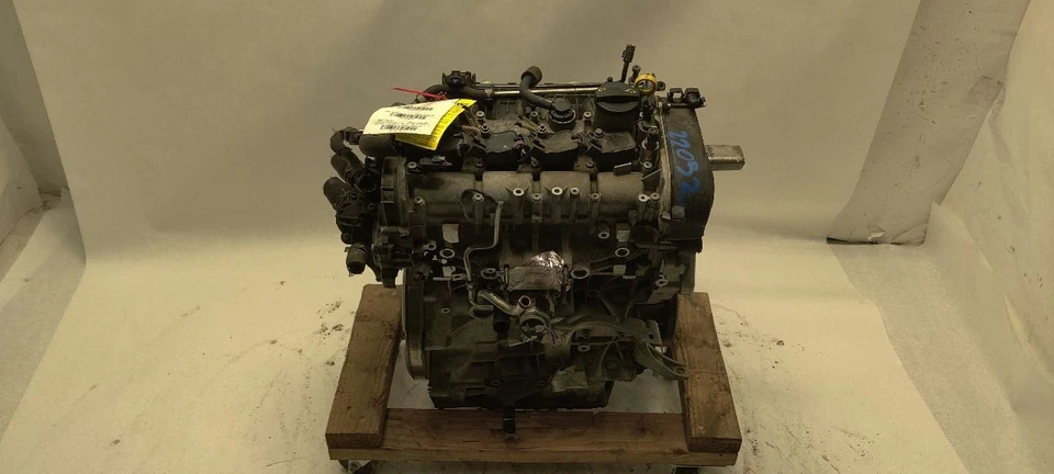 ENGINE MOTOR 04E100034R 2016-2018 AUDI A3 AUDI Foto 3 de 4
