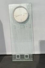 Frank Lloyd Wright Bulova Quartz Glass Table Top Mantel Clock
