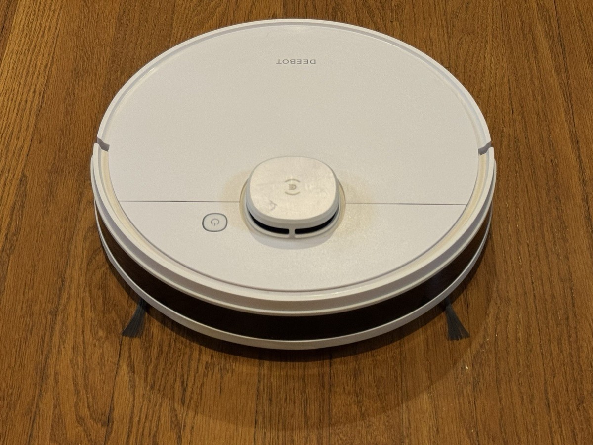 Ecovacs Deebot N8 Robot Vacuum Cleaner Fully Operational, 9hrs New