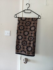 Beautiful Brand New Shawl With Seqeunce