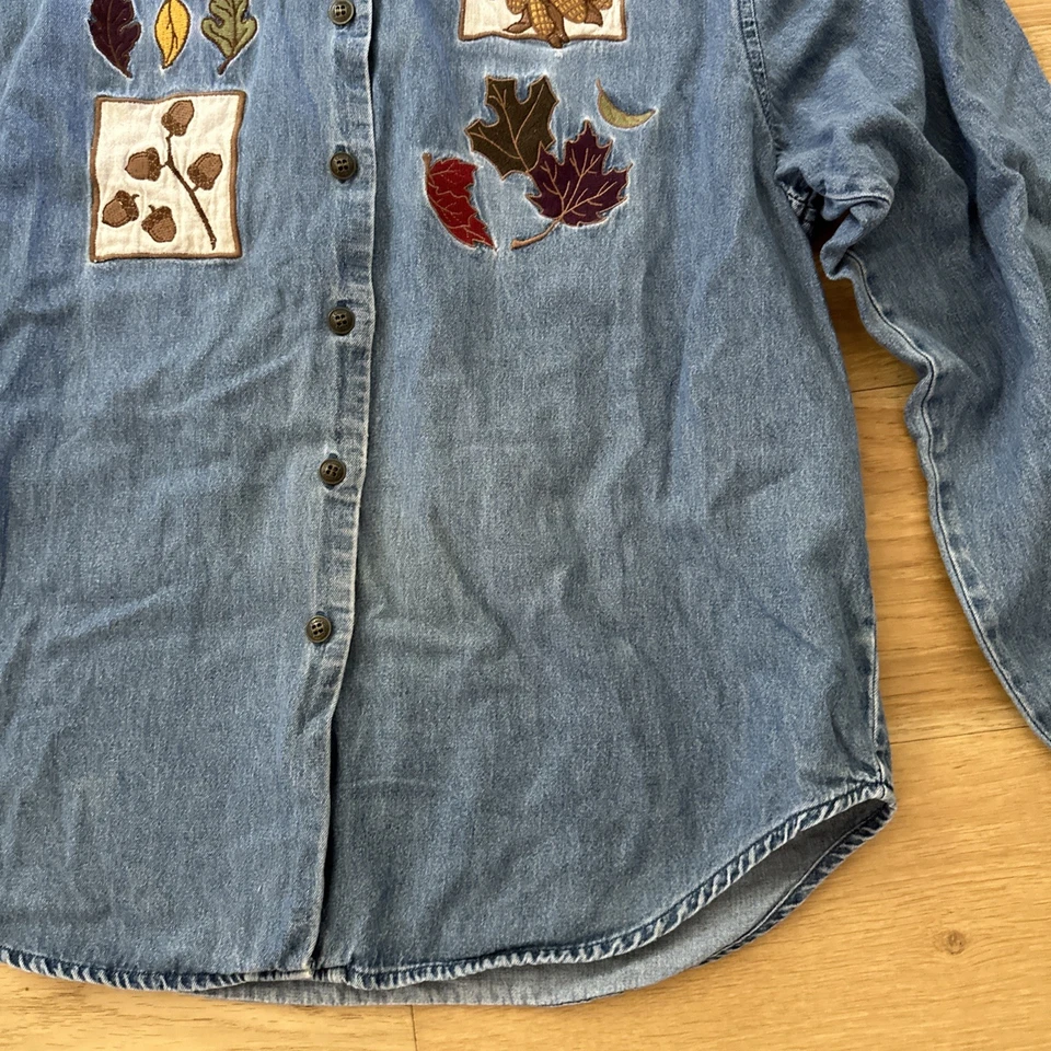 Vintage Karen Scott Denim Shirt Fall Patches Women’s M Cotton Button Down - Image 2 of 4