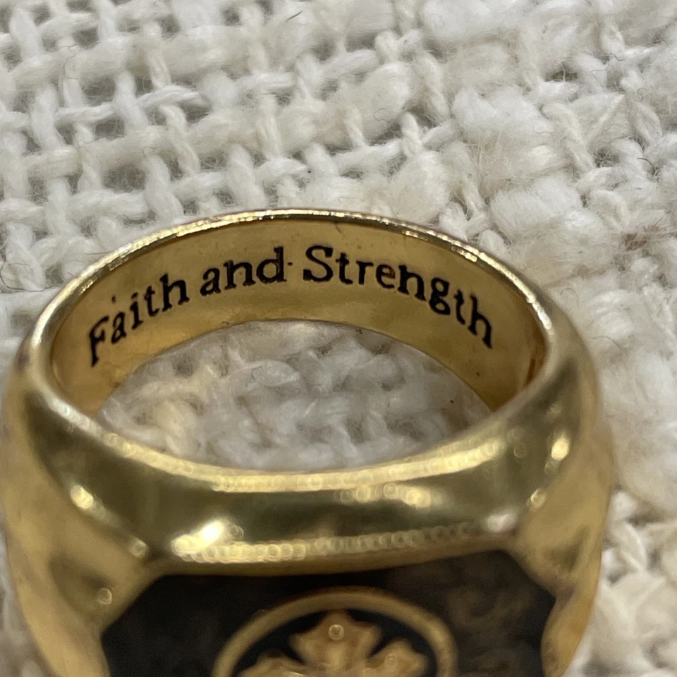 Anel cruzado masculino prata esterlina ouro 925 fé e força tamanho 8 - Imagem 2 de 4