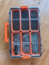 Magnusson Interlocking Organised Screw About 1500-2000 Unit's Available