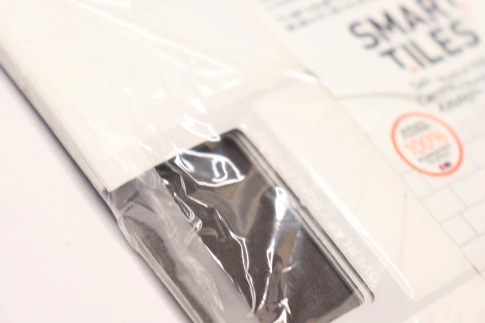 (4-Pk) Smart Tiles Metro Campagnola White Vinyl Peel & Stick Tiles SM1100G-04-QG - Image 4 of 4