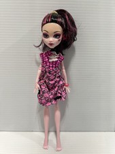 Monster High Dot Dead Gorgeous Draculaura Fashion Doll 11  2012 by Mattel MH