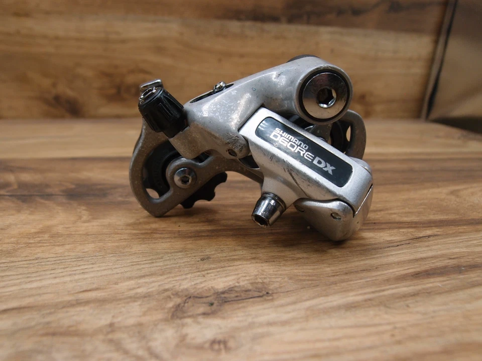 Desviador trasero MTB Shimano Deore DX VIA Japón RD-M650 7 velocidades jaula corta 1991 Foto 2 de 4