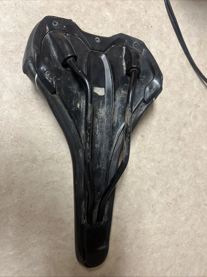 Sillín de bicicleta vertical Giant Contact Comfort para hombre - negro Foto 3 de 4