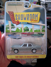 Greenlight 1991 Ford Crown Victoria LTD Diecast Car 1:64 Showroom Floor Series 6