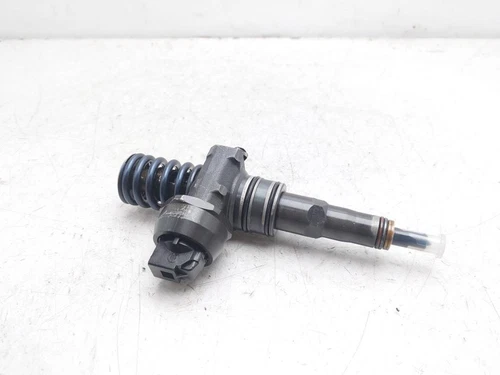 038130073AG Inyector para VOLKSWAGEN GOLF V (1K1)(10.2003) Highline 8514997 - Imagen 1 de 4