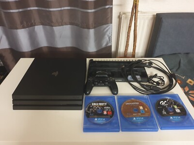 Sony PlayStation 4 Pro 1TB  - Schwarz