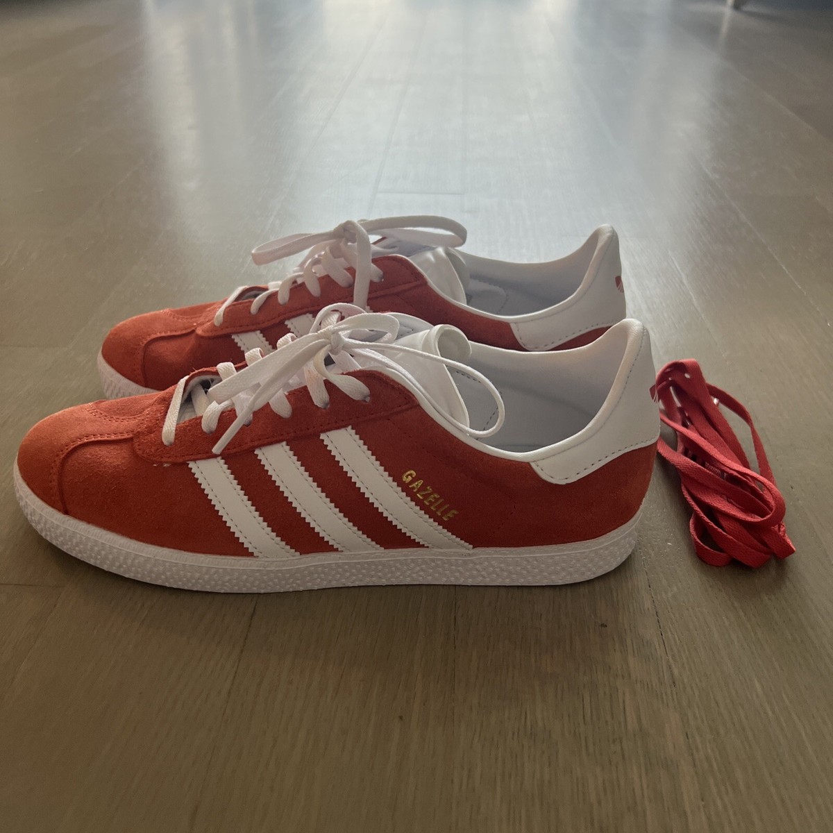 adidas gazelle silver green womens Adidas Women's Ozweego Shoes main image 1