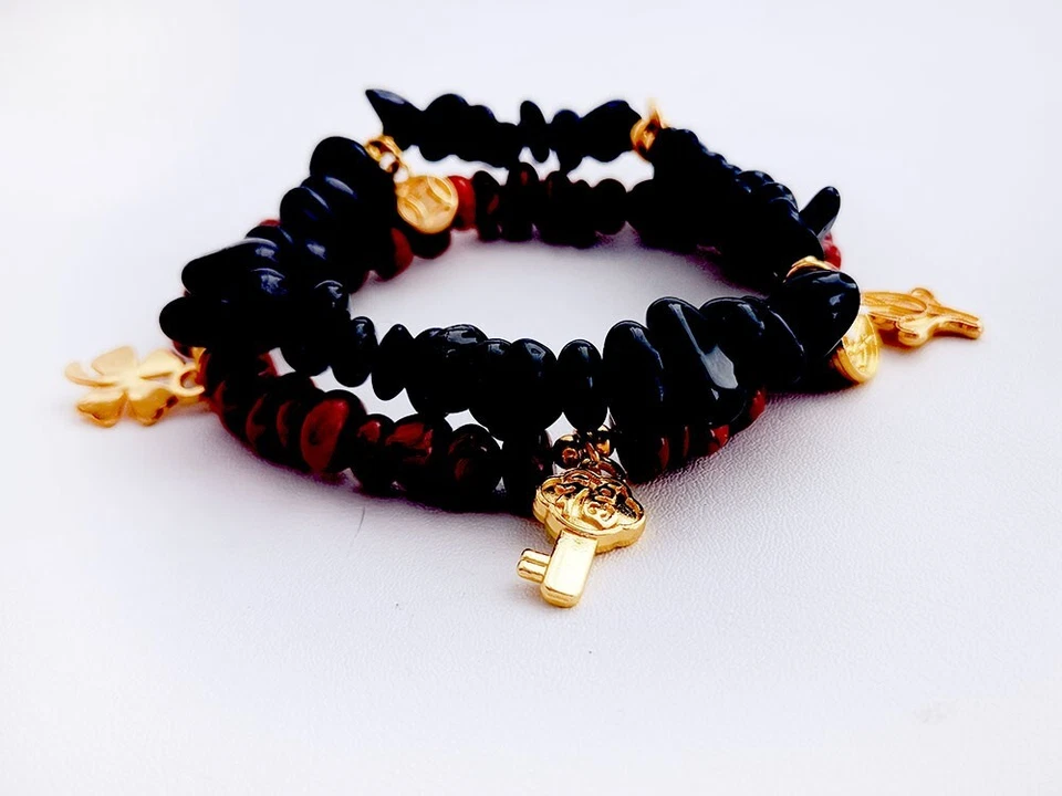 Pulsera elástica con dije de oro jaspe rojo ágata negro astilla de 2 hilos 5-8 mm 7"1/2 Foto 2 de 4