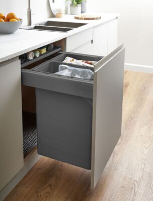 Blum ECO-Top mit Einbaubehälter
