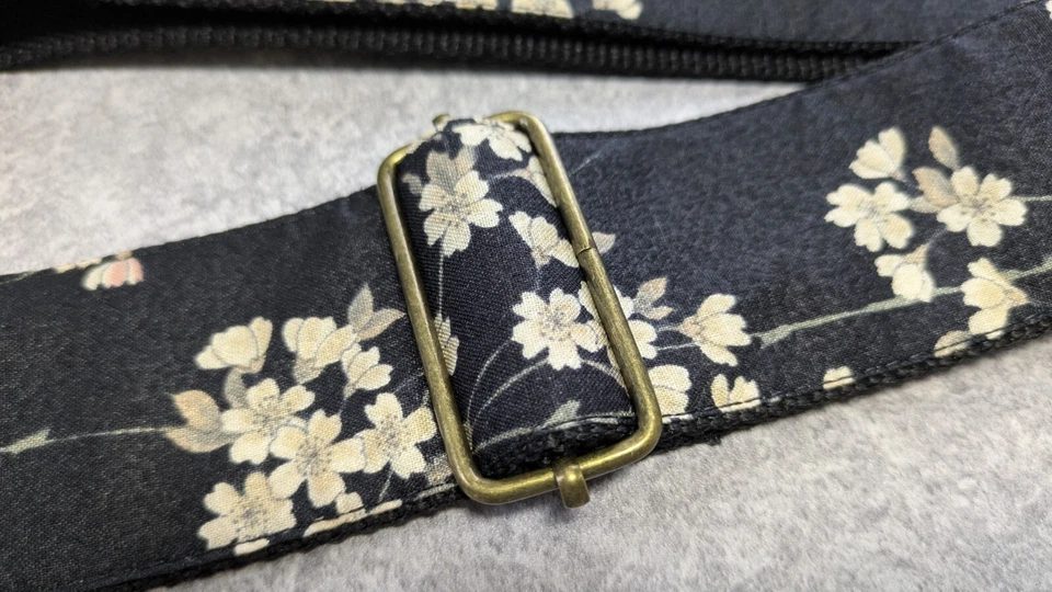 Aria SPS-2000Wg Correa Japonesa Patrón Sakura para Guitarra y Bajo Nueva con Seguimiento# Foto 3 de 4