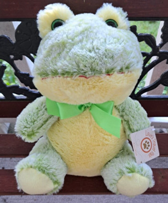 Love s Travel Pals Smiling Frog Green Bow 11 Inch Plush Stuffed Toy with tag