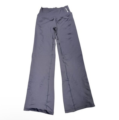 DFYNE Vision Flares M Short New CrissCross V-shape Scrunch, Subtle GluteContour