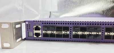 E xtreme Networks Summit X670-48x-FB 48-Port Switch