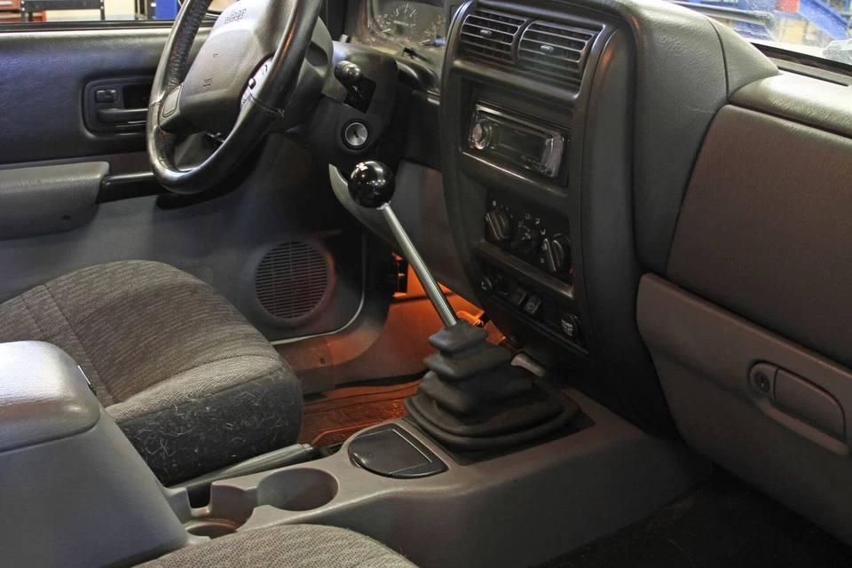 45059 B&M Precision ручной SportShifter - Jeep XJ/MJ/YJ/TJ с AX15 - Изображение 4 из 4