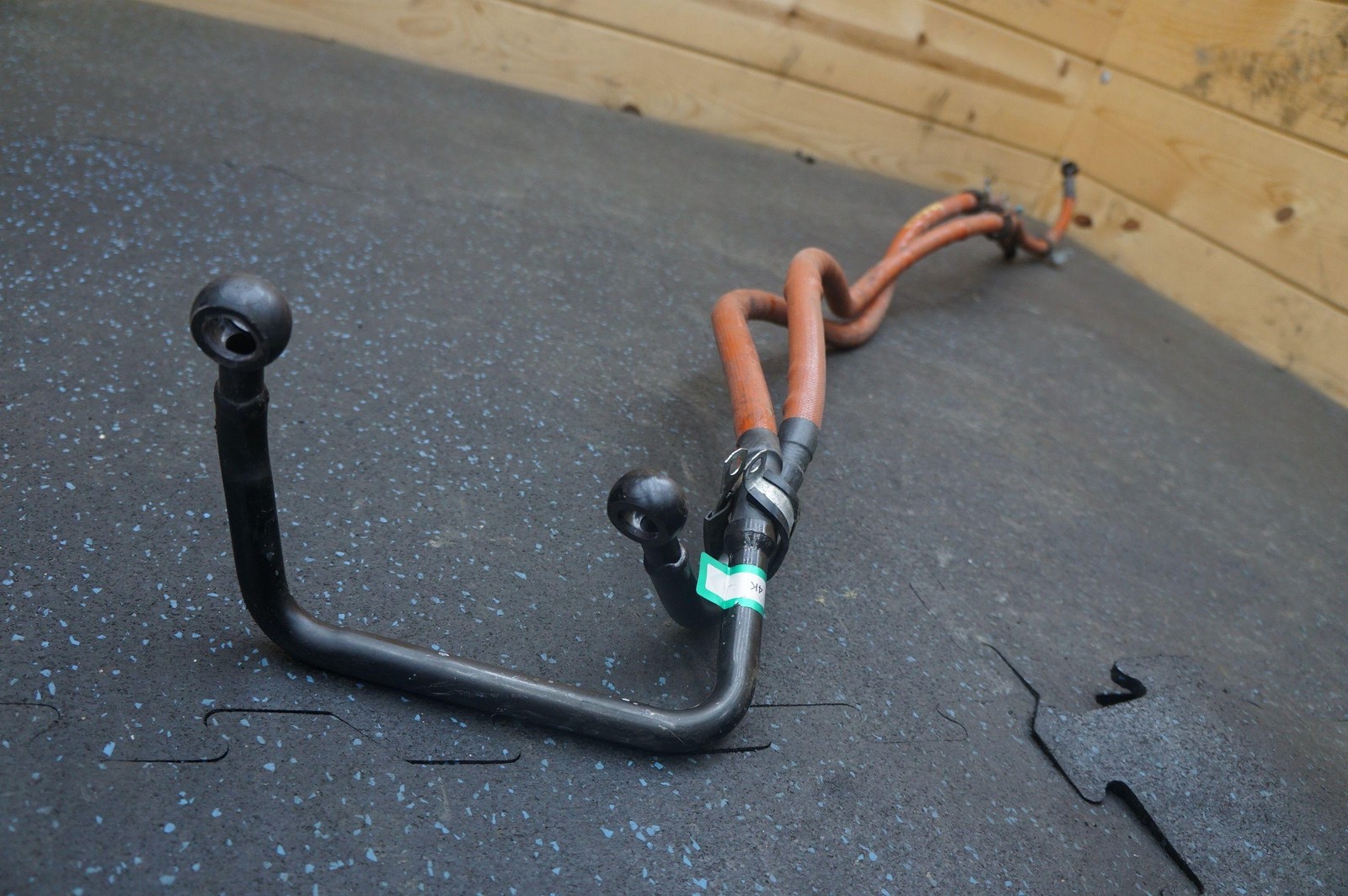 Radiator Coolant Delivery & Return Line Pipe 268985 268986 Ferrari 458 Challenge