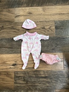 Madame Alexander Middleton Doll Outfit. One Piece, Cap And Ruffle Bottom.