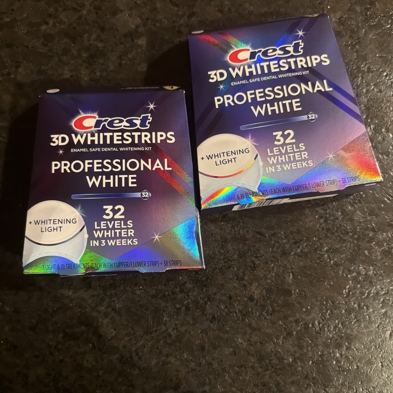 Lot of 2 Crest 3D White strips Professional White 32 level exp 02/2028!!!