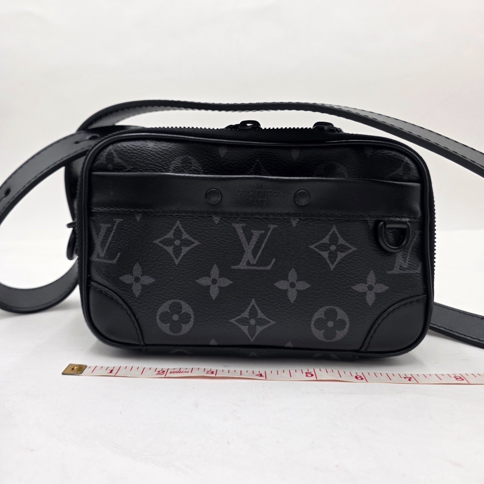 Louis Vuitton Monogram Eclipse Alpha Messenger ( … - image 8