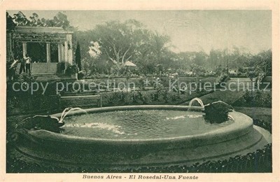 Buenos Aires El Rosedal Una Fuente