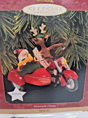 1997 Motorcycle Chums Hallmark Keepsake Christmas Ornament Magic Light NIB   T5