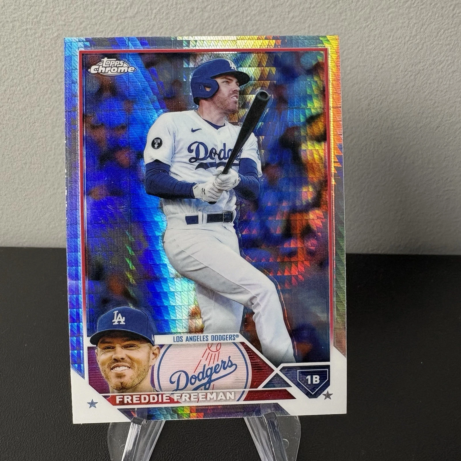 2023 Topps Chrome Freddie Freeman #5 Prism Refractor Los Angeles Dodgers