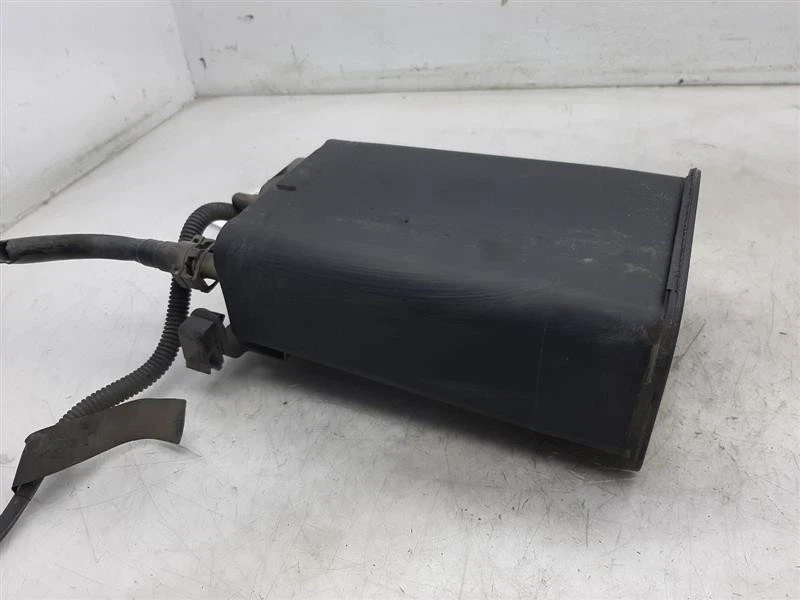 99 00 01 02 03 04 Chevrolet Silverado 1500 bote de vapor de combustible 15759044 Foto 4 de 4