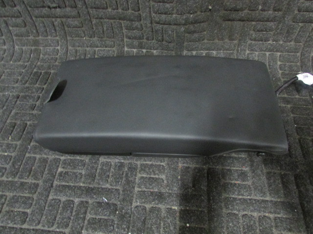 Maserati Ghibli, Rear Center Console, Black, Used, P/N 670005970