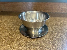 Selandia Stainless Steel Gravy Boat with attached underplate