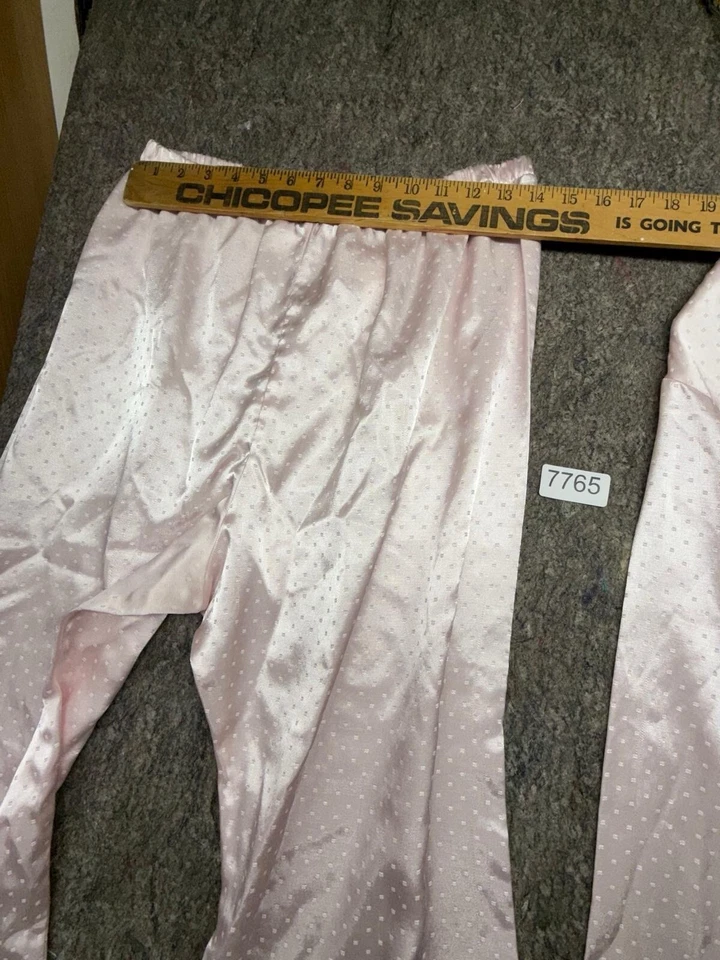Miss Elaine Pajamas Set Pink Satin Soft Silky Size M - Image 4 of 4