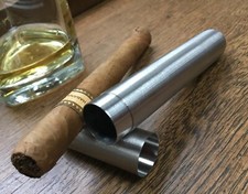 Zigarrenrohr , Edelstahl , elegantes edeles Design , Zigarre , Zigarrenetui 