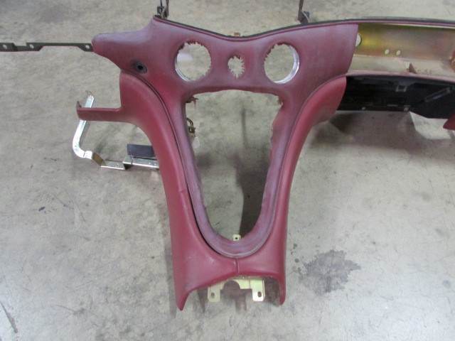 Maserati Coupe, Dashboard Assembly, Lower Section, Bordeaux, Used, P/N 66773225
