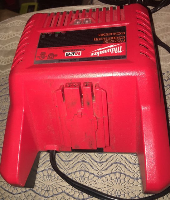 Milwaukee M28 Lithium Charger 48592819 for sale online eBay