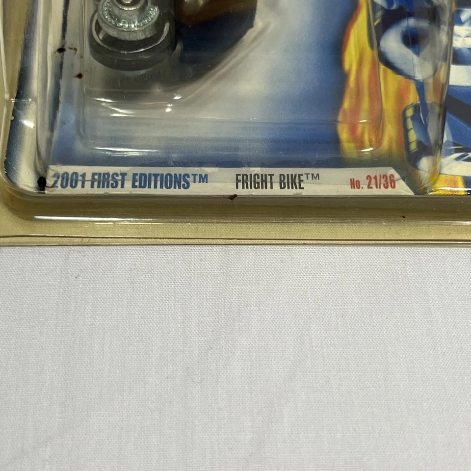 Hot Wheels 2001 First Editions 21/36, Fright Bike 2001-033, Purple ~ NEW SEALED - Image 3 of 4
