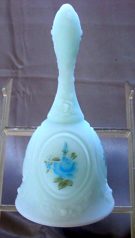 FENTON"MINT&PERF~VINTAGE~70s"HAND PAINT"BLUE ROSES"MEDALLION"7"GLASS"SATIN "BELL